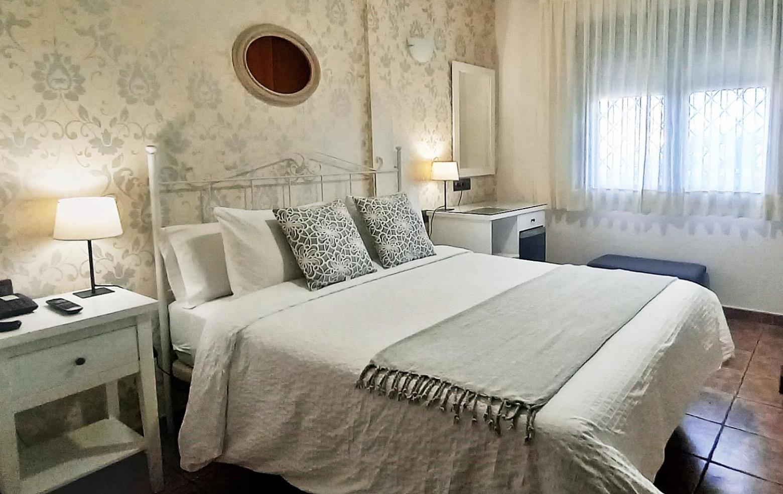 Hotel Medina De Toledo Eksteriør bilde
